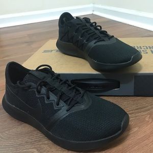 Nike women’s Tanjun sneaker